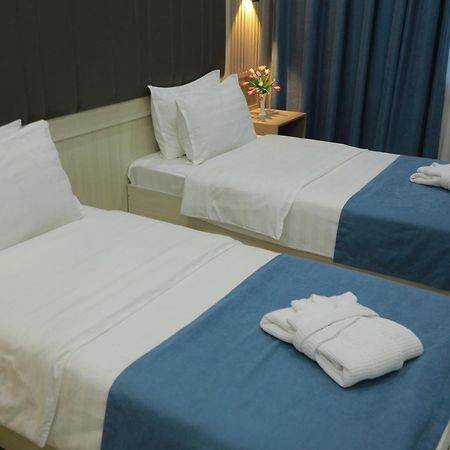 Human Hotel Tasjkent Eksteriør bilde